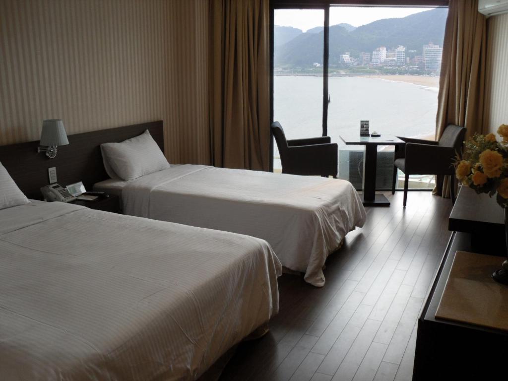 Songjung Hotel Ciudad Metropolitana de Ciudad Metropolitana de Busan Exterior foto